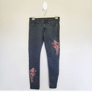 MISS ME BLACK FADED FLORAL SKINNY JEANS